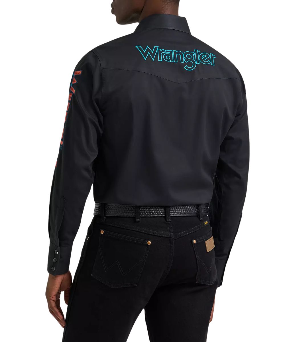 Back view of the men's black western snap shirt featuring logo embroidery