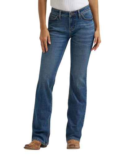 Front view of the women's Wrangler Retro Mae Boot Cut Jean featuring the medium marina wash