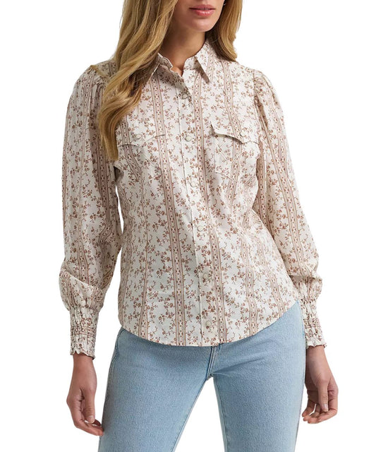 Front view of the women's Wrangler Smocked Sleeve Western Snap Blouse featuring the smocked elastic puff sleeves and floral print