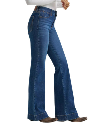 Side view of the women's bespoke trouser jean featuring the vintage-inspired volume below the knee