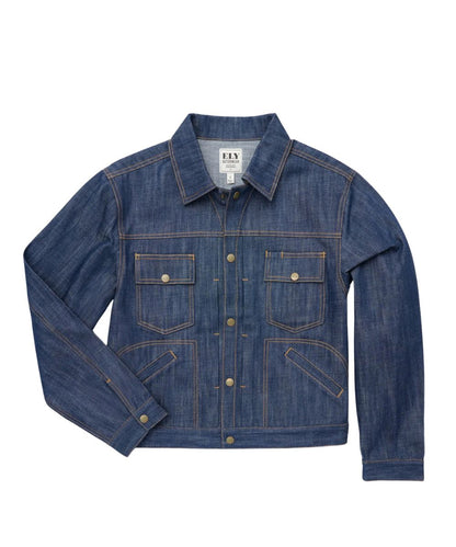 Front view of the men's denim blue vintage trucker jacket featuring the spread collar, bottom welt hand pockets, snap flap chest pockets, and straight yokes