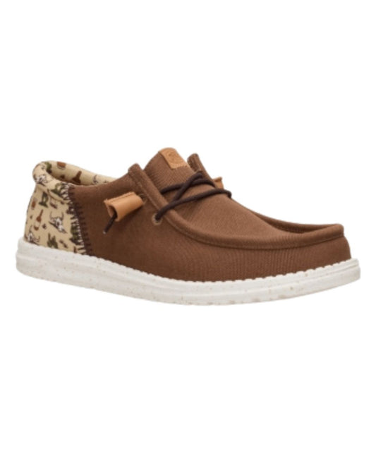 Right angled view of the men's wally funk shoe featuring partridge textile upper