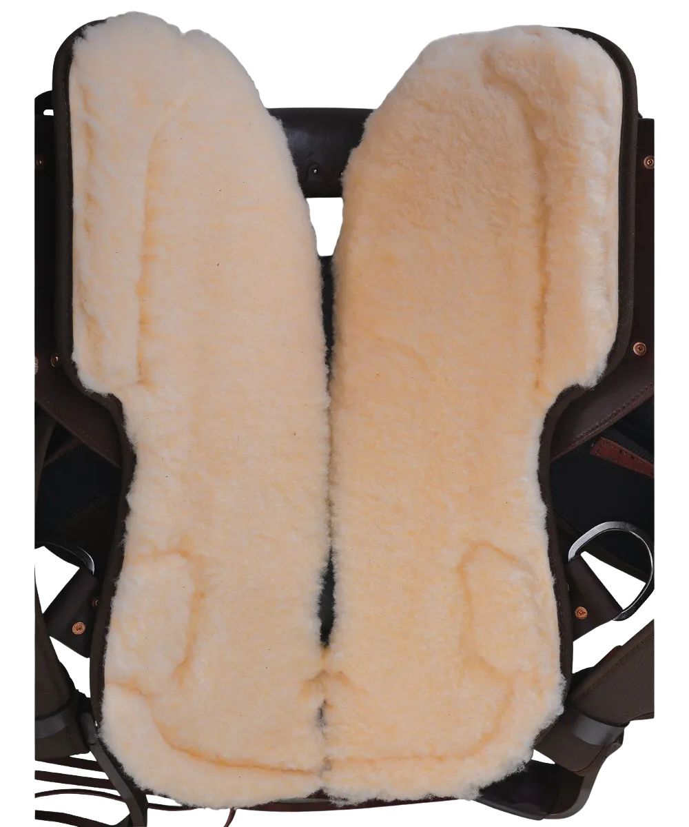 Bottom side view of the trail saddle featuring the fleece lining