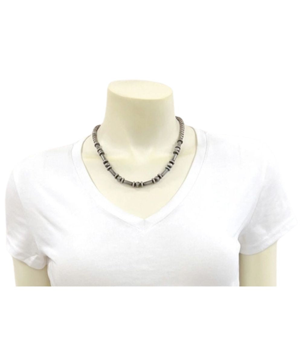 Model view of the women's Isac Trading 18" navajo western necklace featuring the cylindrical beads