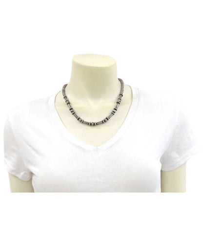 Model view of the women's Isac Trading 18" navajo western necklace featuring the cylindrical beads