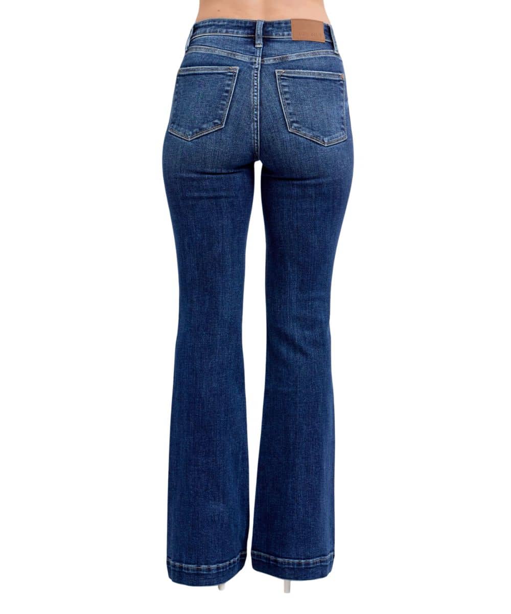 82637REG-a ! desc :  ! caption :