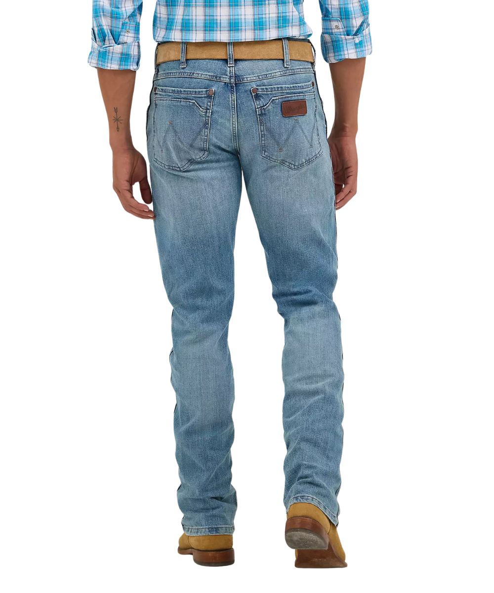 Wrangler Men's Retro Slim Straight Jean
