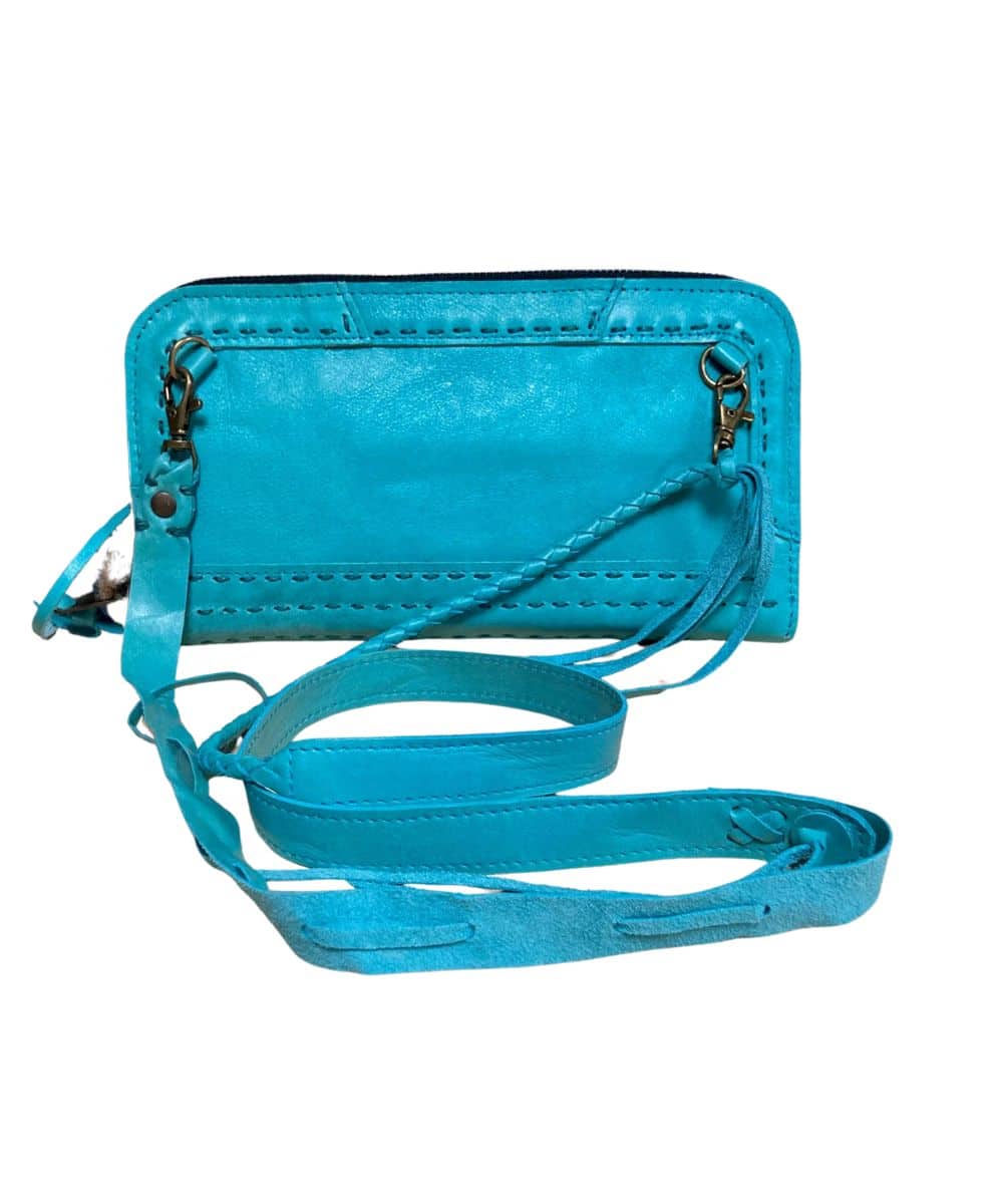 AUSTIN-PENNY-onyx ! desc :  ! caption :