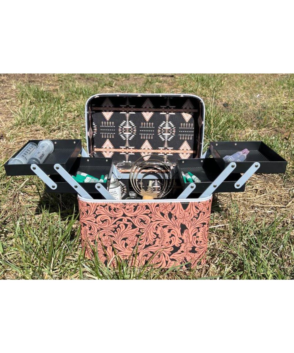 BEAUTY IN THE ROUGH MAKEUP BOX-a ! desc :  ! caption :