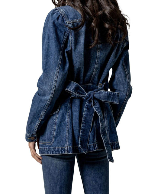 BECCA JACKET ! desc :  ! caption :