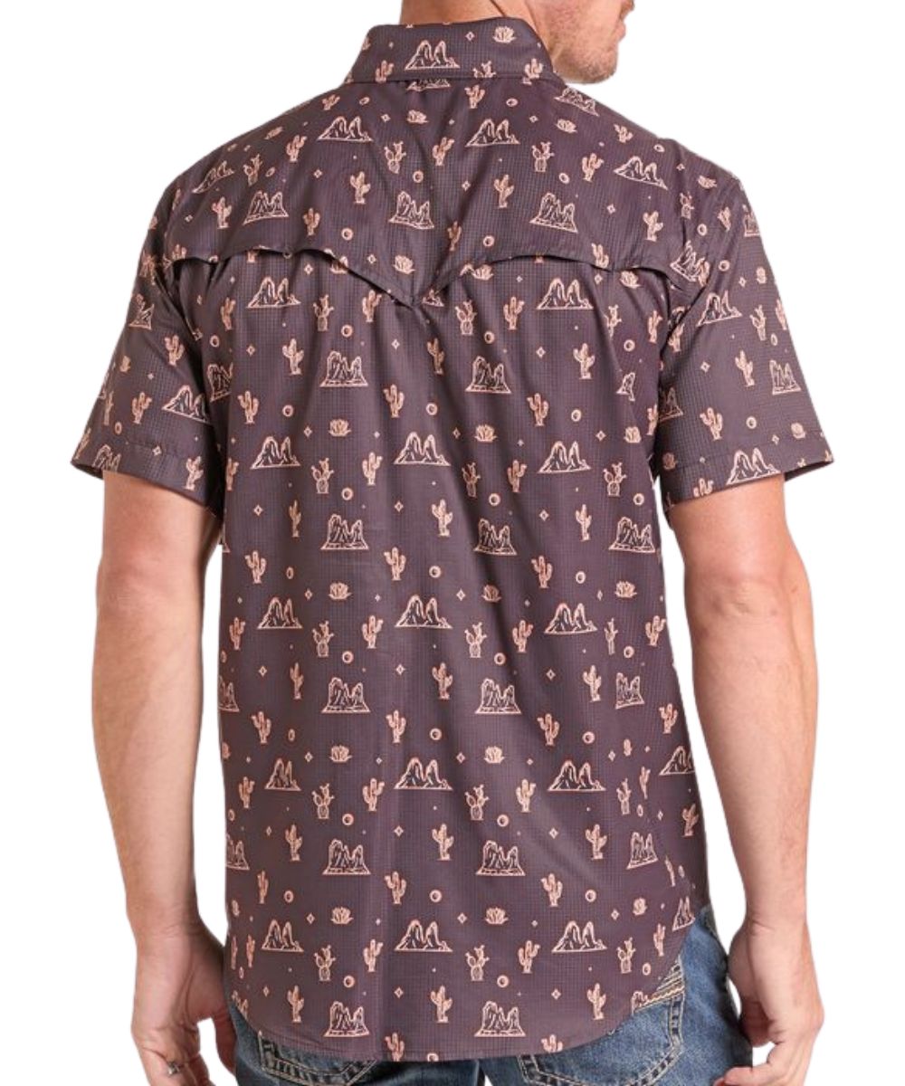 Back view of the men's short sleeve snap shirt featuring the vented back yoke and upf 50 protection