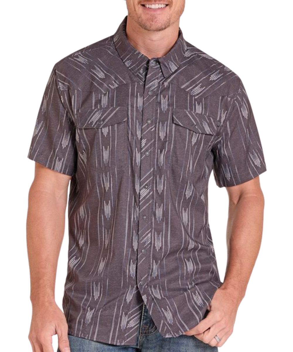 Front view of the men's Rock & Roll Cowboy Black Ikat Striped TekWestern Snap Shirt featuring the short sleeves, chest pockets, and upf protection