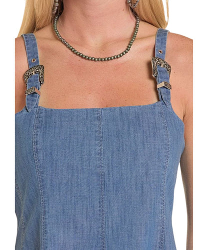 Close-up view of square neckline and adjustable buckle shoulder straps