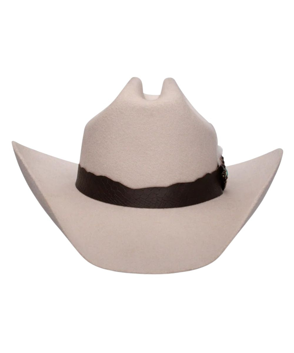 Front facing view featuring the 4 1/4" cattleman crown