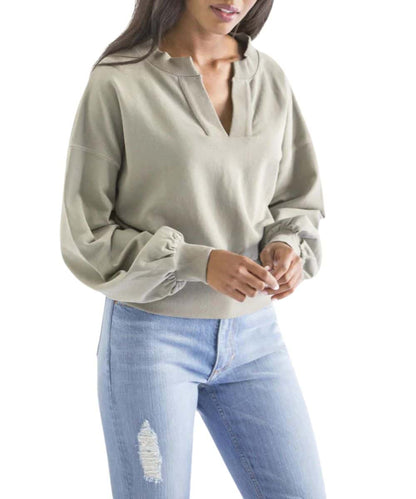 DEWEY V NECK-turquoise ! desc :  ! caption :