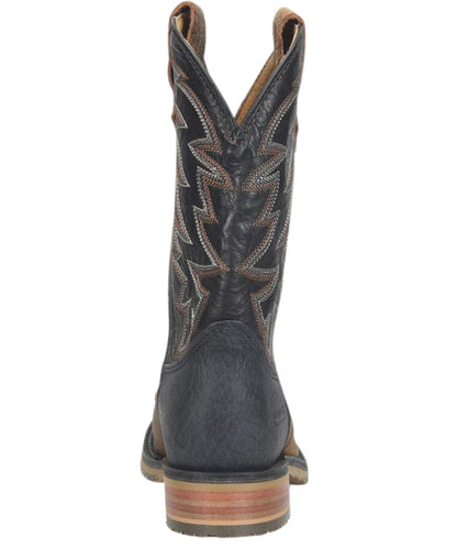 Layered Robus roper heel featuring the black bison leather foxing.