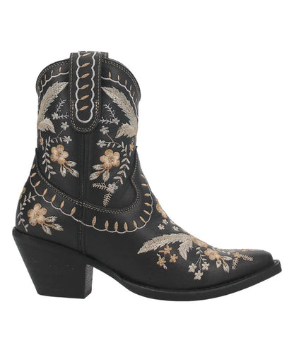 DI748 BLACK ! desc :  ! caption :