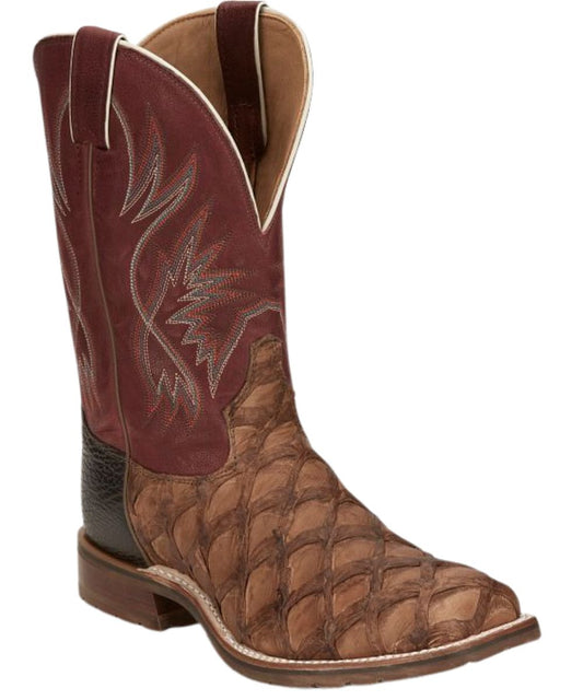 Right side angle view of men's pirarucu western boot with square toe