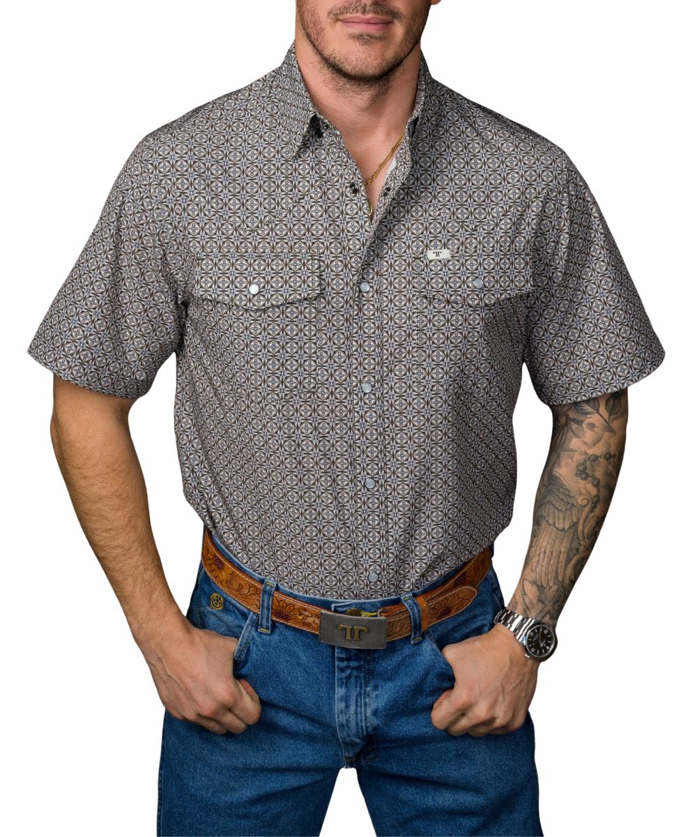 Front view of the men's cream Ferrell Brand short sleeve snap shirt featuring the geometric print, wrinkle resistance, pearl snaps, and chest pockets
