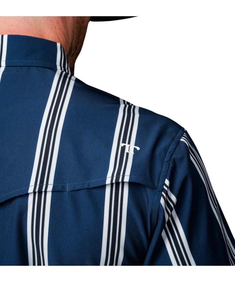 Close-up view of the vented back yoke