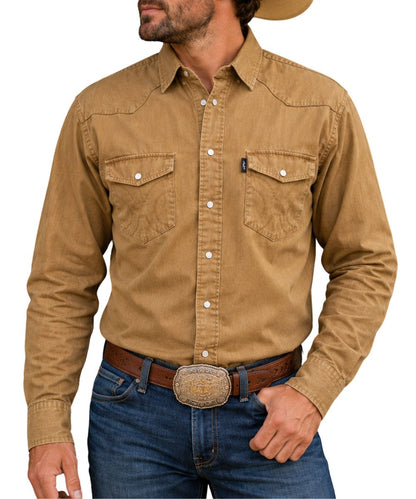 Model view of the men's Hooey Del Denim Chambray Long Sleeve Shirt Washed Tan