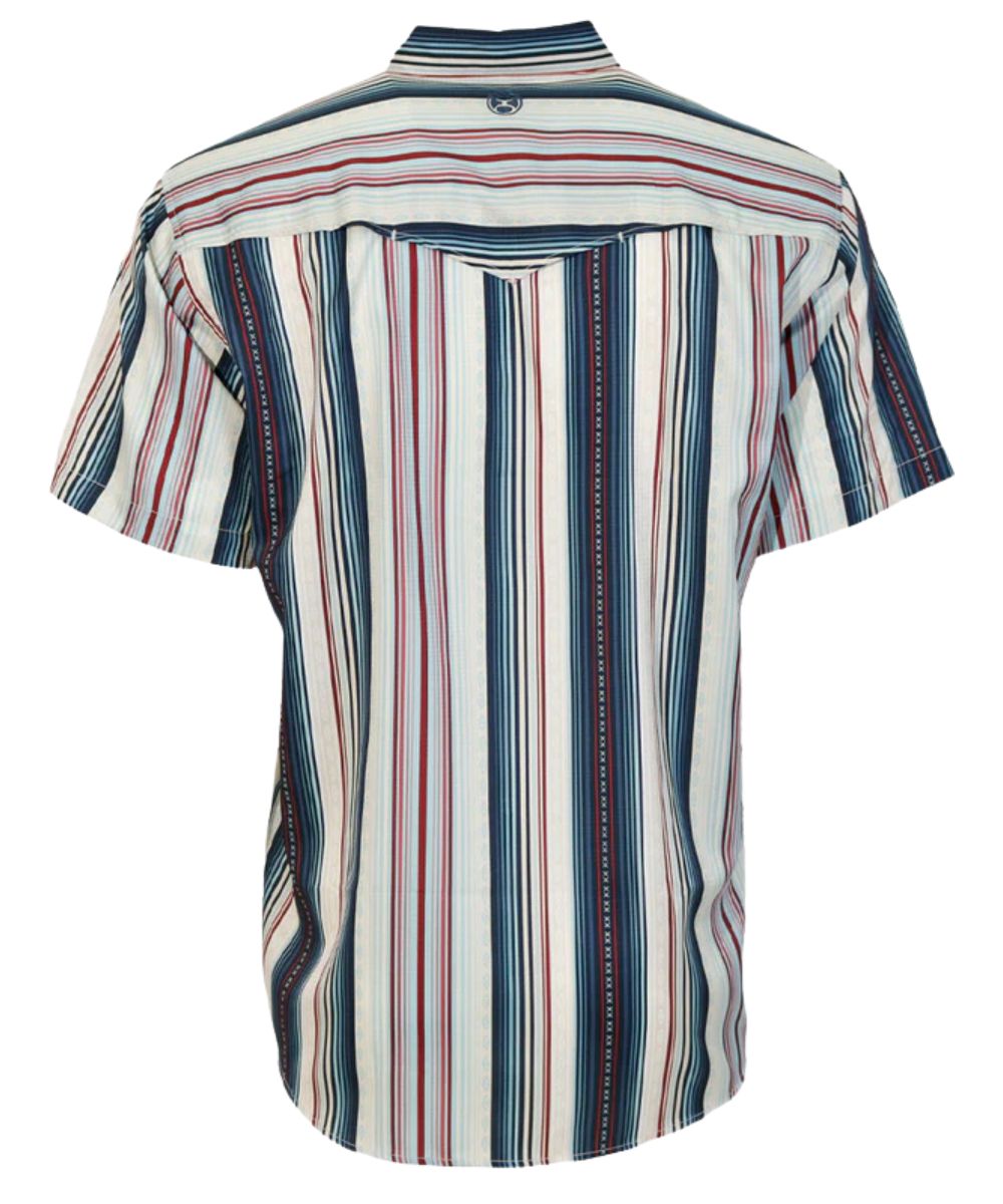 Back view of the men's short sleeve snap shirt featuring a vented back yoke