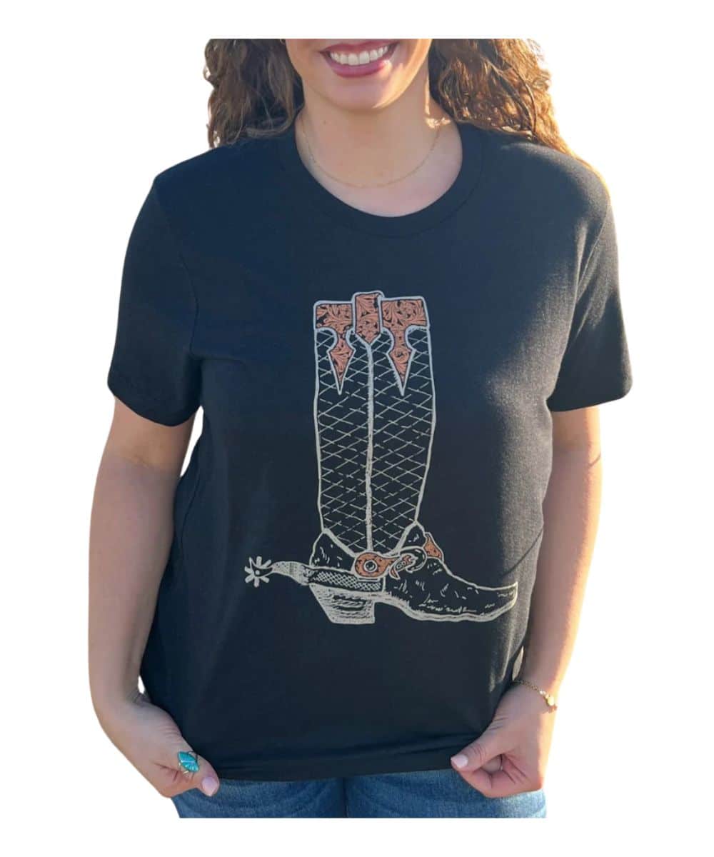 KNOCKIN' BOOTS TEE ! desc :  ! caption :