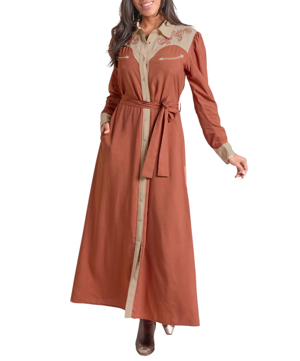 Front view of the women's burnt orange two-tone shirt-style Panhandle Dress featuring the long sleeves, full-length snap closure, faux smile chest pockets, color blocked design at the placket, cuffs, and yokes with decorative embroidery at the front yokes and sleeves