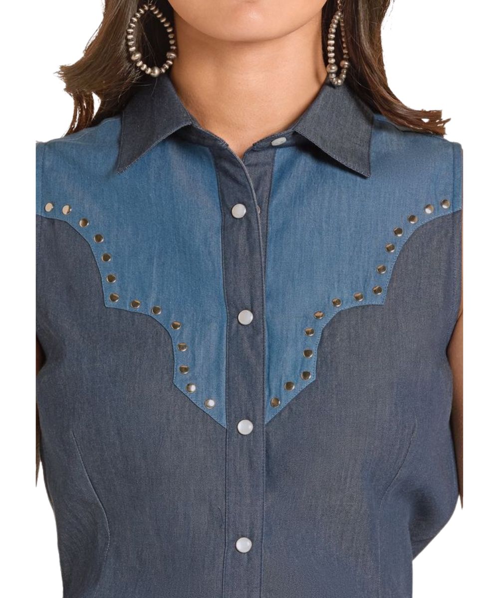Close-up view of the studded yoke detailing