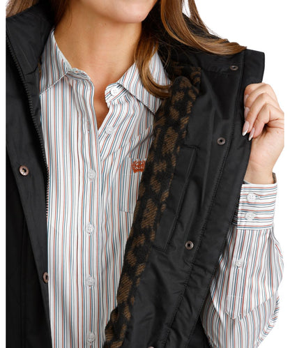Close-up view of the contrast printed polar fleece lining