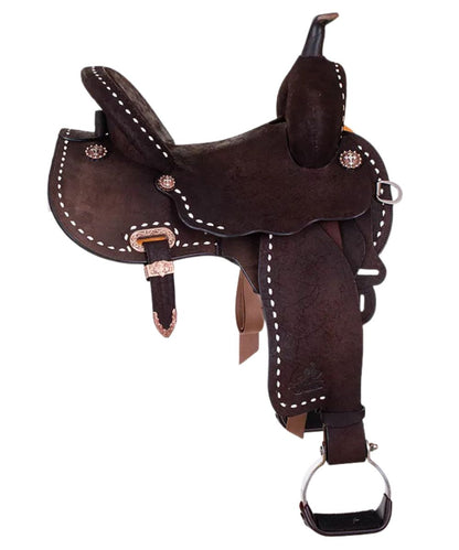 Right angled view of the 14" barrel saddle featuring the 5" cantle height, copper hardware, and wide tree