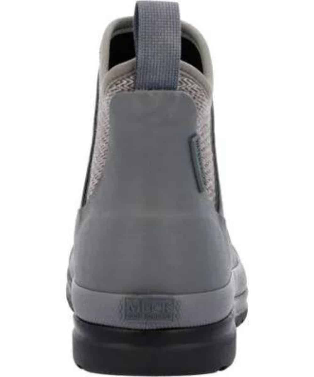 MOAW101 ! desc :  ! caption :