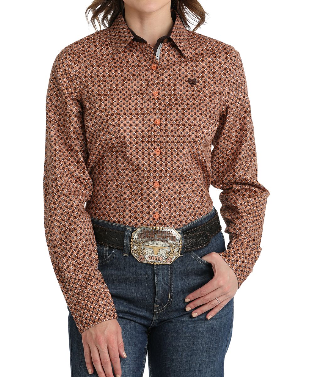 Cinch Women's Coral Geometric Contrast Button Down Shirt