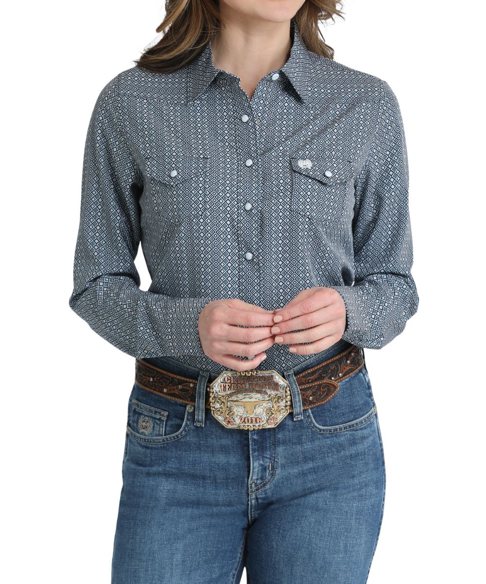 Women's ArenaFlex Long Sleeve Western Snap Shirt In A Light Blue Geometric Print
