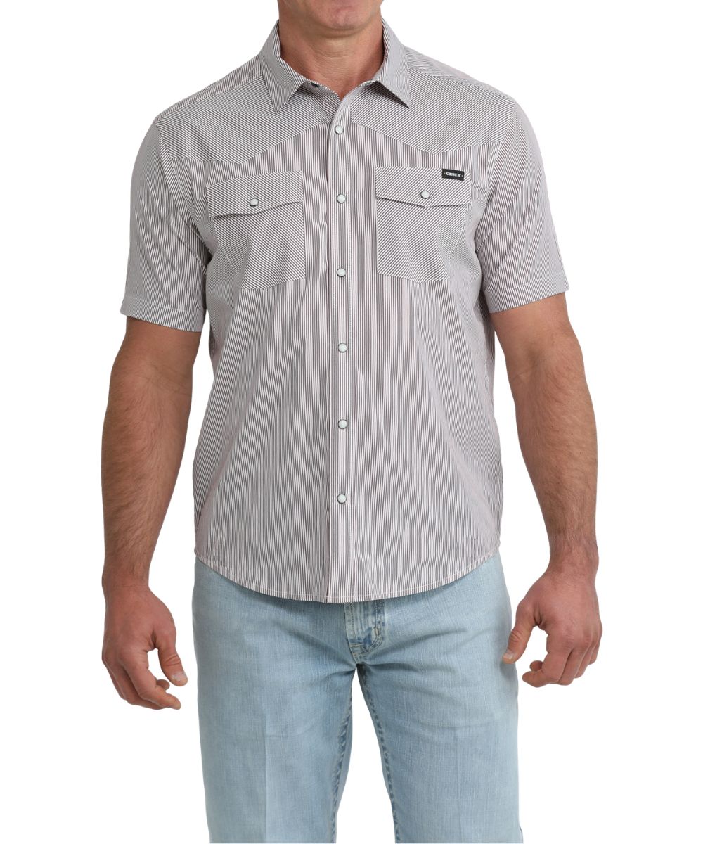 Front view of the men's short sleeve snap shirt featuring single point snap flap chest pockets and marble snaps