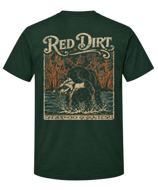 Back view of the men's heather emerald Red Dirt Hat Co. graphic tee featuring the retrieving dog graphic with logo on the back