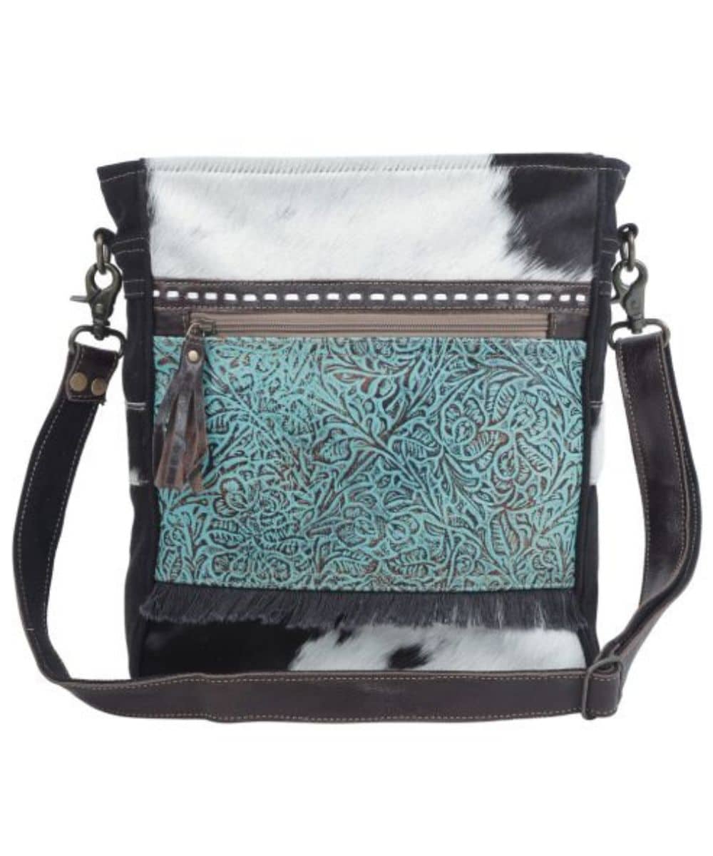 S-4762-a ! desc :  ! caption :