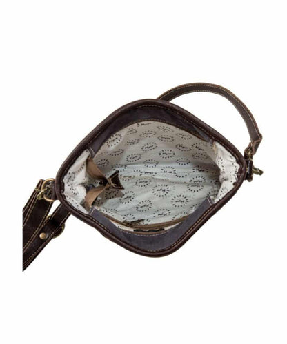 S-7395-a ! desc :  ! caption :