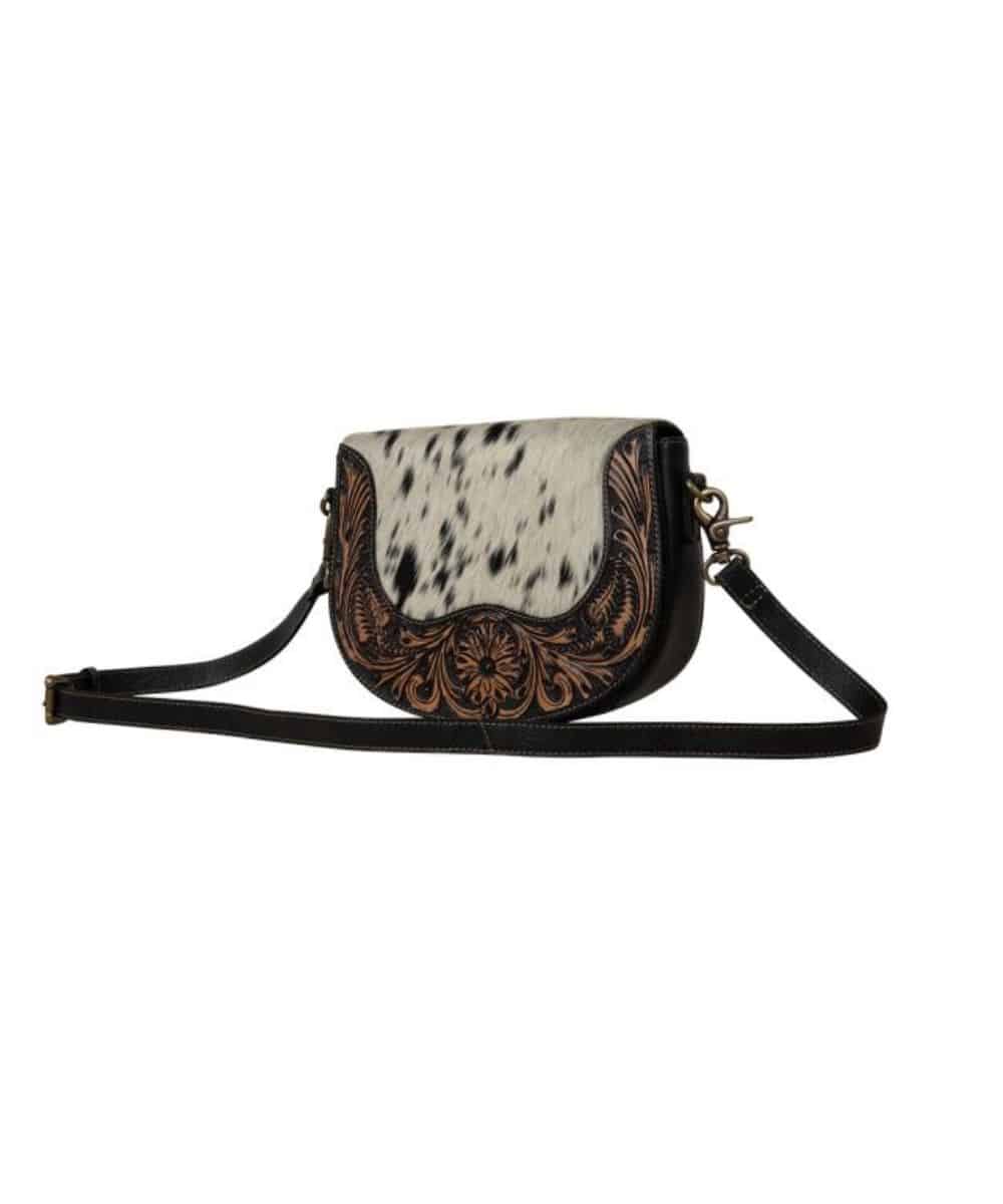 S-7509-a ! desc :  ! caption :