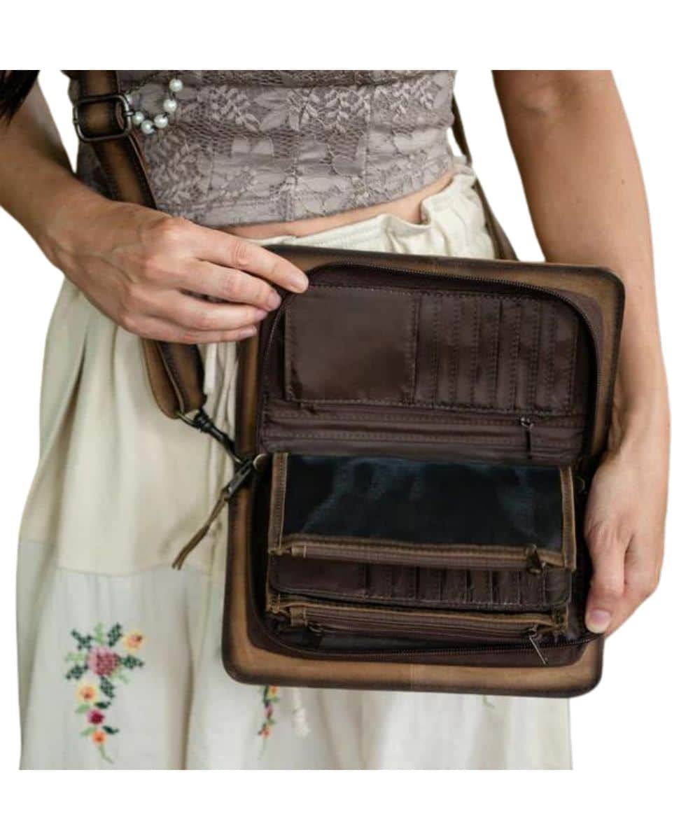 STS Women's Baroness Evie Organizer
