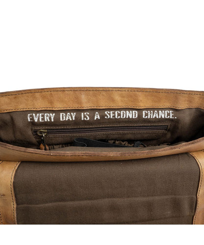 STS Women's Dakota Crossbody Bag
