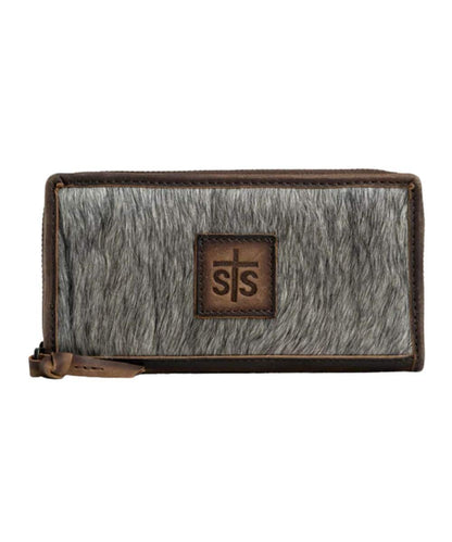 STS Women's Ranch Cowhide Wallet