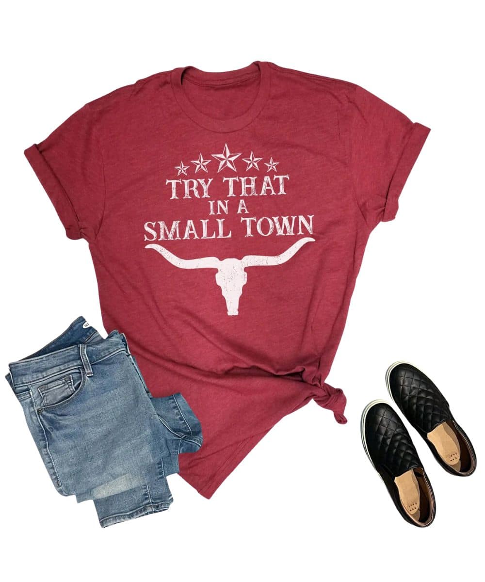 TRY SMALL TOWN ! desc :  ! caption :