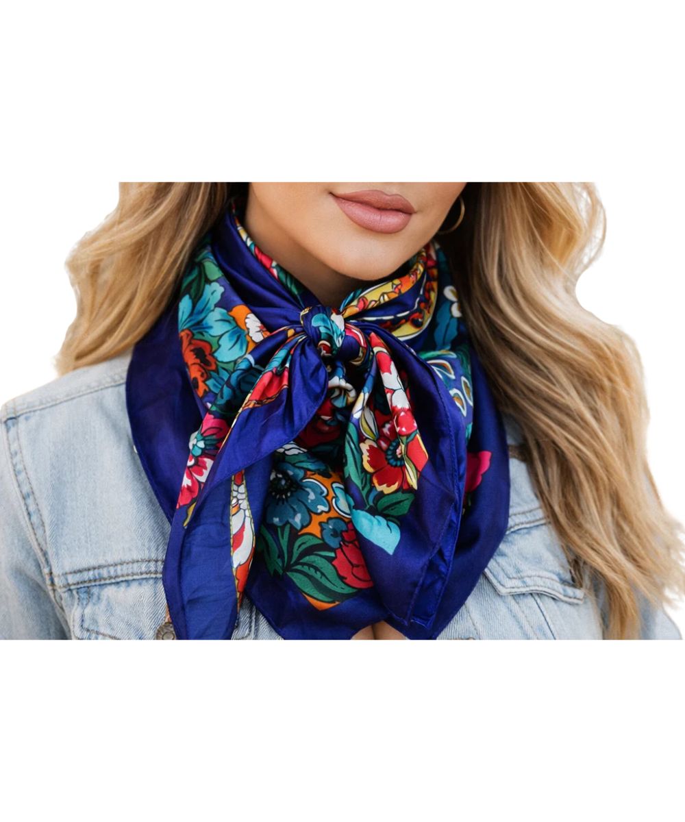 Rodeo Drive Women's Paisley Wild Rag