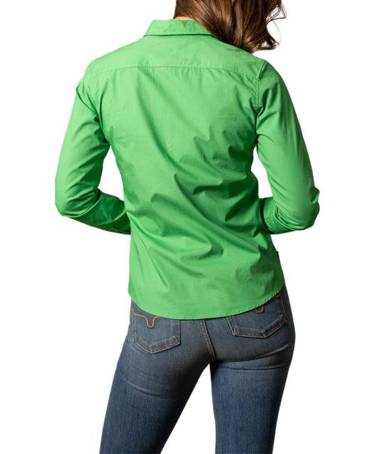 Women's Solid Print Kelly Green Long Sleeve Western Team Shirt Featuring A Straight Back Yoke